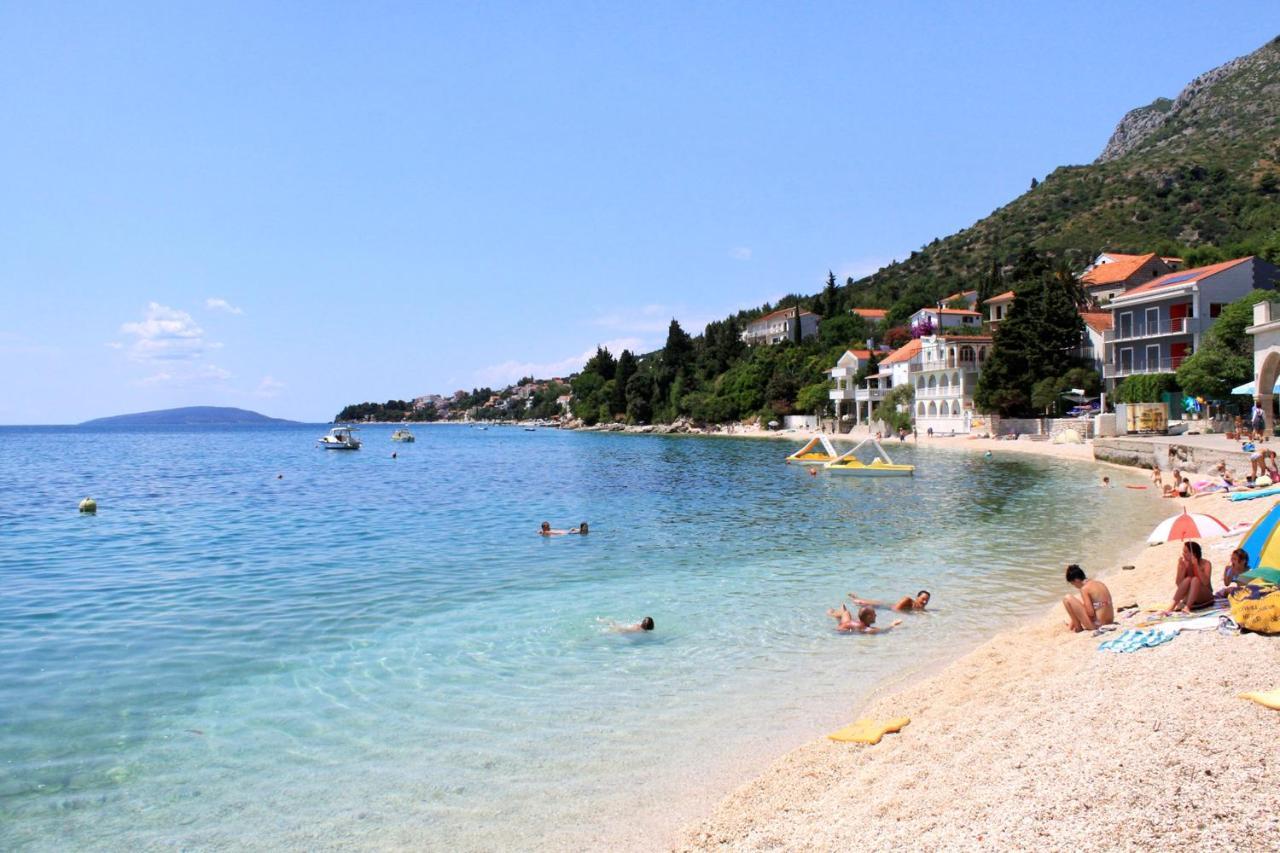 Apartments By The Sea Brist, Makarska - 11039 Kültér fotó